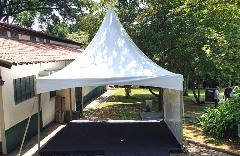 Tenda chapéu de bruxa da Tendas Mato Grosso